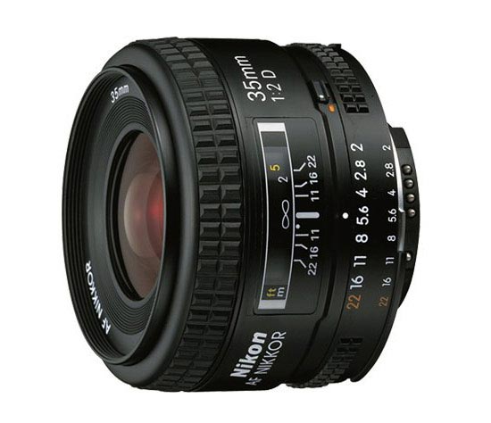 Nikon AF 35mm F2 D  on Lensora (www.lensora.com)