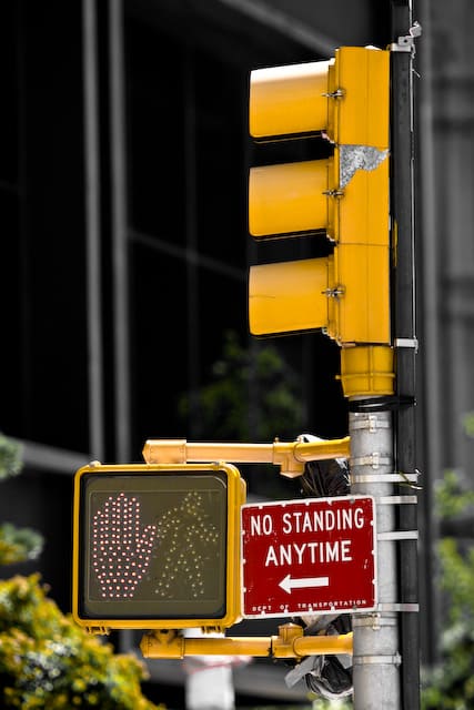 Traffic lights in New York (picture taken with Canon EOS 1D Mark III and Canon EF 135mm f/2 L USM )