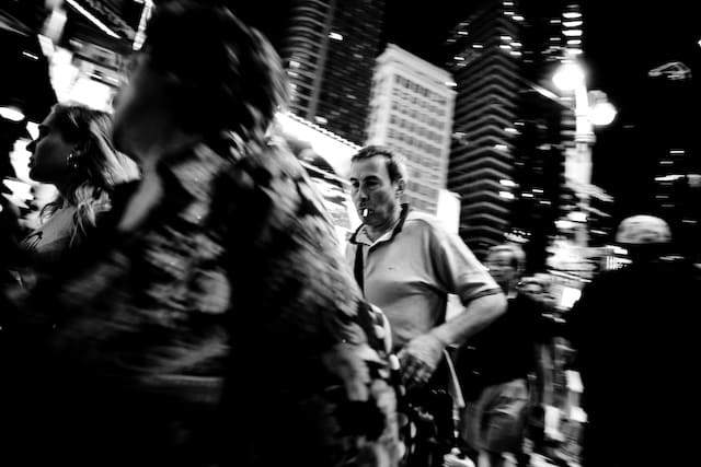 A gentelmen that is smoking (picture taken with Canon EOS 1D Mark III and Canon EF 16-35mm F2.8 L USM)